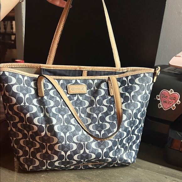 Coach Park Metro Dream C Signature Tote in navy and white with tan leather trim - Picture 2 of 8
